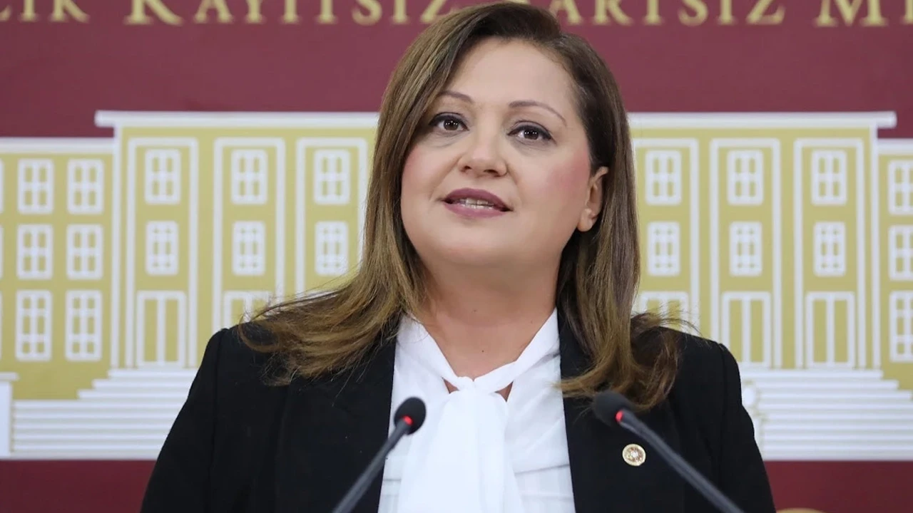 CHP’li Başkan Burcu Köksal, vekillik görevini MHP'li üyeye devretti