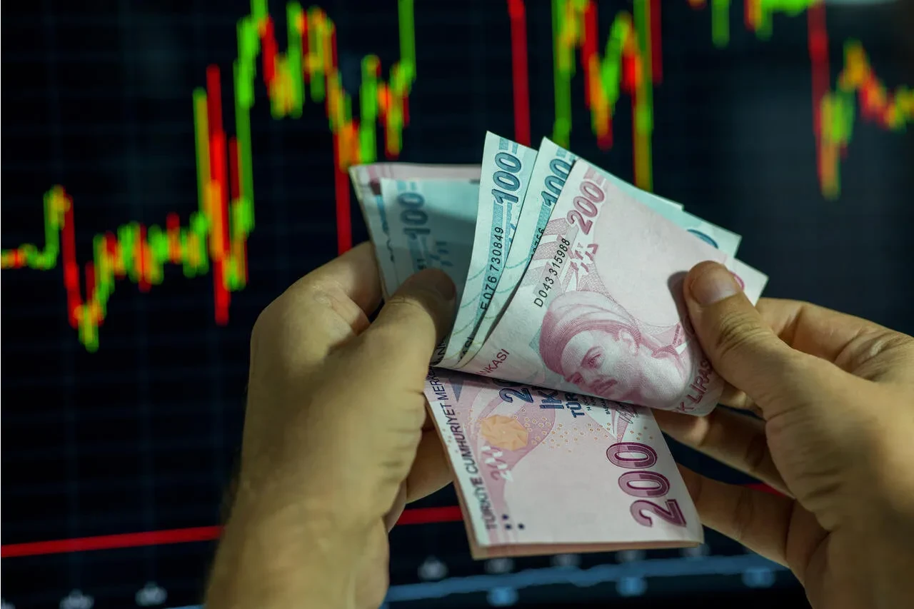 Merkez Bankası faiz kararı ve piyasa beklentileri: Mevduat ve kredi faizleri ne olur?