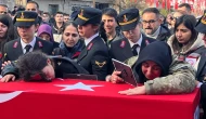 Isparta'daki helikopter kazasında şehit olan Hüseyin İpek, annesi tarafından 'Allah'ım, cennetine al' diyerek uğurlandı