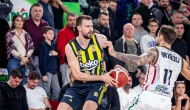 Fenerbahçe Beko, Karşıyaka karşısında 101-90 galip geldi