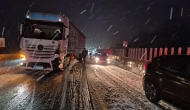 Bolu Dağı Tüneli kesiminde 10 araçlı zincirleme kaza! İstanbul yolu kapandı