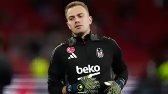 Beşiktaş'ta Mert Günok depremi! Derbide kaleyi kim koruyacak?