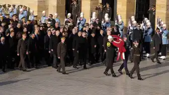 Anıtkabir'de Büyük Önder Atatürk'ü anma töreni düzenlendi