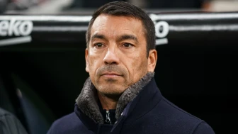 Beşiktaş'ta Giovanni van Bronckhorst'un geleceği belli oldu! Yollar ayrılıyor mu?