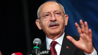 Kılıçdaroğlu, hapis ve siyasi yasak istemli davada hakim karşısına çıktı