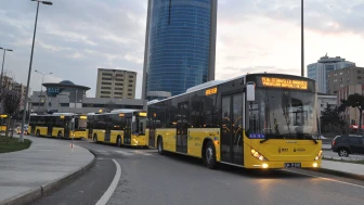 İstanbul'da İETT otobüsünde kavga: Şoför ile yolcu arasında gergin anlar