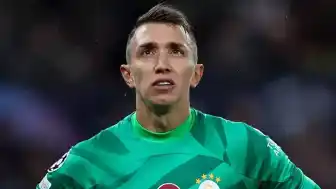 Galatasaray'da bir dönem kapanıyor! Fernando Muslera emekliliğini açıkladı!