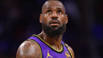 LeBron James'in basketbolu bırakacağı tarih belli oldu