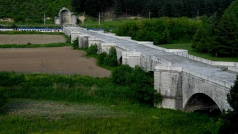 Sır perdesi çözülemeyen Justinianus Köprüsü, bin 500 yıldır tarihe tanıklık ediyor