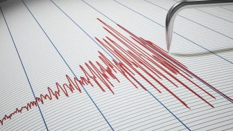 Antalya'da 4.6 büyüklüğünde deprem!