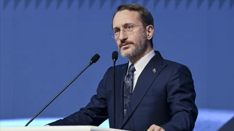 Fahrettin Altun: Yapay zeka insanlığa hizmet etmeli