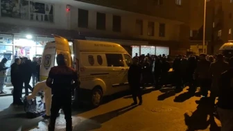 Çekmeköy'de polis memuru tartıştığı kişilere ateş açtı: 2 ölü 2 yaralı