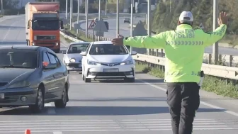 Trafik denetimlerinde bir haftada 474 bin sürücüye işlem yapıldı