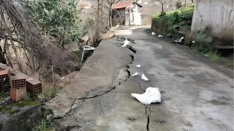 Giresun'da heyelan riski: 3 bina tahliye edildi