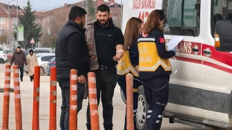 Elini testere kaptıran işçinin parmağı koptu