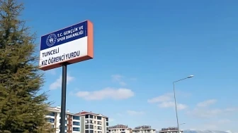 Üniversite öğrencisi genç kız, yurdun 5. katından aşağı atladı!