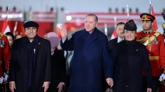 Cumhurbaşkanı Erdoğan'a Pakistan'da resmi tören!