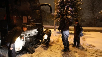 Nevşehir’de korkutan kaza! Otobüsteki yolcular tahliye edildi