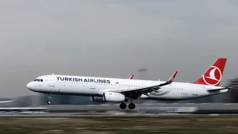 Türk Hava Yolları'ndan öğrencilere yarı zamanlı iş fırsatı