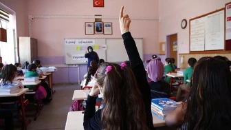 12 Şubat 2025 Bağcılar’da okullar tatil mi?