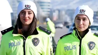 Erzurum'da kadın gücü: Trafik kontrolünü iki kadın komiser üstleniyor