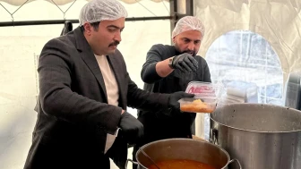 Sarıkamış Belediyesi, ramazan boyunca ihtiyaç sahiplerine evlerinde iftar veriyor