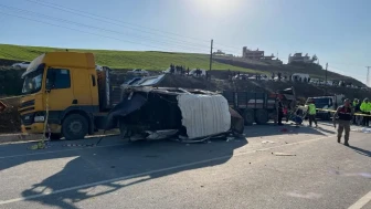 Hatay'da feci kaza: 6 ölü, 8 yaralı!