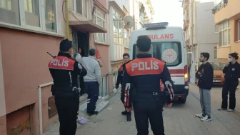 Çocuğunu okuldan almayan annenin cansız bedeni bulundu