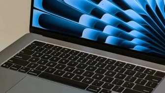 Apple, 26 yıl sonra MacBook klavye hatasını nihayet düzeltti!