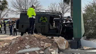 Şanlıurfa'da özel harekat polislerinin aracı kaza yaptı!