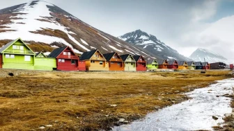 Türk vatandaşlarına Svalbard takımadalarında mülk edinme ve oturma hakkı