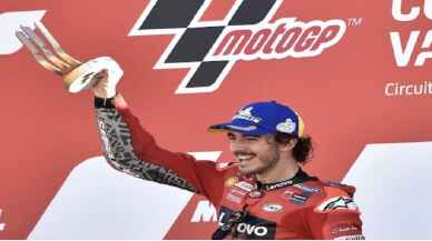 Bagnaia, Valencia GP'sini kazandı, Rossi veda yarışmasında 10. oldu