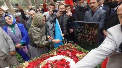 Fırat Çakıroğlu, ölümünün 7. yılında mezarı başında anıldı