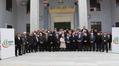 İSTANBUL - İslam dünyasının ilmi meseleleri İstanbul'da ele alındı