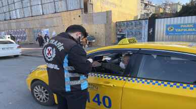 İSTANBUL - Polislerden taksi denetimi