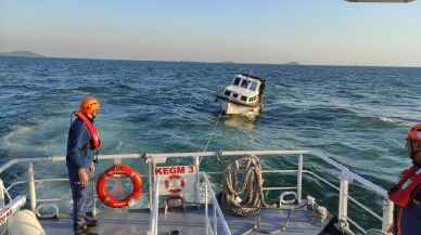 Ahırkapı açıklarında sürüklenen tekne Yenikapı'ya yanaştırıldı