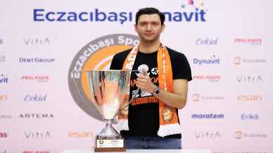 Eczacıbaşı Dynavit Kadın Voleybol Takımı mücadele ettikleri her kupaya talip