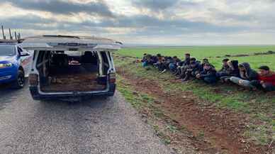 Kilis'te yurda yasa dışı yollardan giren 80 yabancı uyruklu yakalandı