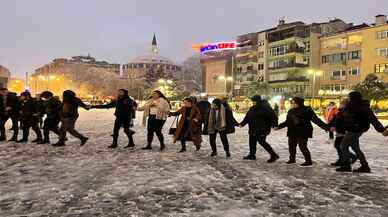 ÇORUM - Sanayi ve Teknoloji Bakanı Mustafa Varank, Çorum OSB’de bulunan bazı firmaları ziyaret etti