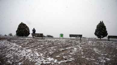 Sakarya ve çevre illerde kar yağışı aralıklarla etkili oluyor