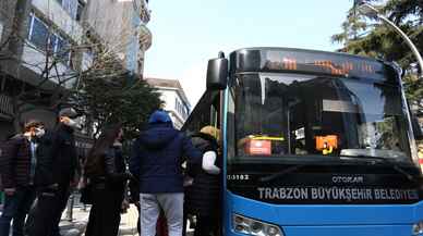 Trabzon'da toplu taşıma araçlarına binenler, "o sene, bu sene"  sözleriyle karşılanıyor