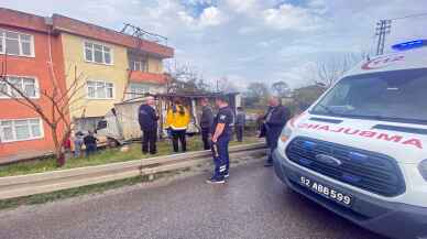 Ordu'da evin balkonuna çarpan kamyonun sürücüsü yaralandı