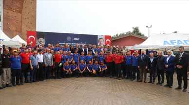 AFAD'ın 'Hayvan Arama Kurtarma Eğitici Eğitimi' programı ilk mezunlarını verdi