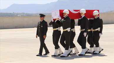 Siirt, şehidini son yolculuğuna uğurladı...