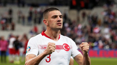 Milli futbolcu Merih Demiral'dan hayranlarını üzen haber