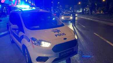 İstanbul'da polise silahla ateş açan şüpheliler yakalandı