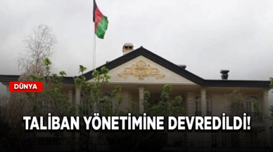 Özbekistan'daki Afganistan Büyükelçiliği Taliban yönetimine devredildi