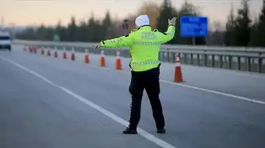 Pazar gününe dikkat! İstanbul'da bazı yollar trafiğe kapatılıyor