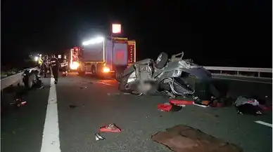 İstanbul-İzmir Otoyolu'nda feci kaza! 3 ölü, 3 yaralı