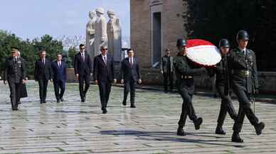 Sağlık Bakanı Memişoğlu’ndan Anıtkabir ziyareti